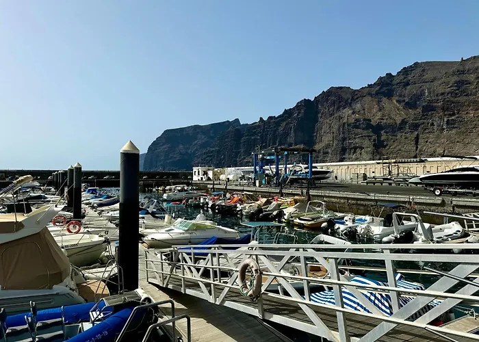 Fabulous Ocean & Cliff View Apartment *